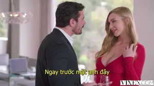 Một người dì trưởng thành quyến rũ và gợi cảm, một Valkyrie!